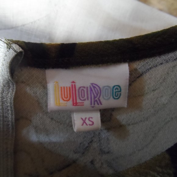 LuLaRoe Green/Black/Yellow Pleated Amelia Dress XS Women's Short-Sleeve Pockets - Picture 3 of 5